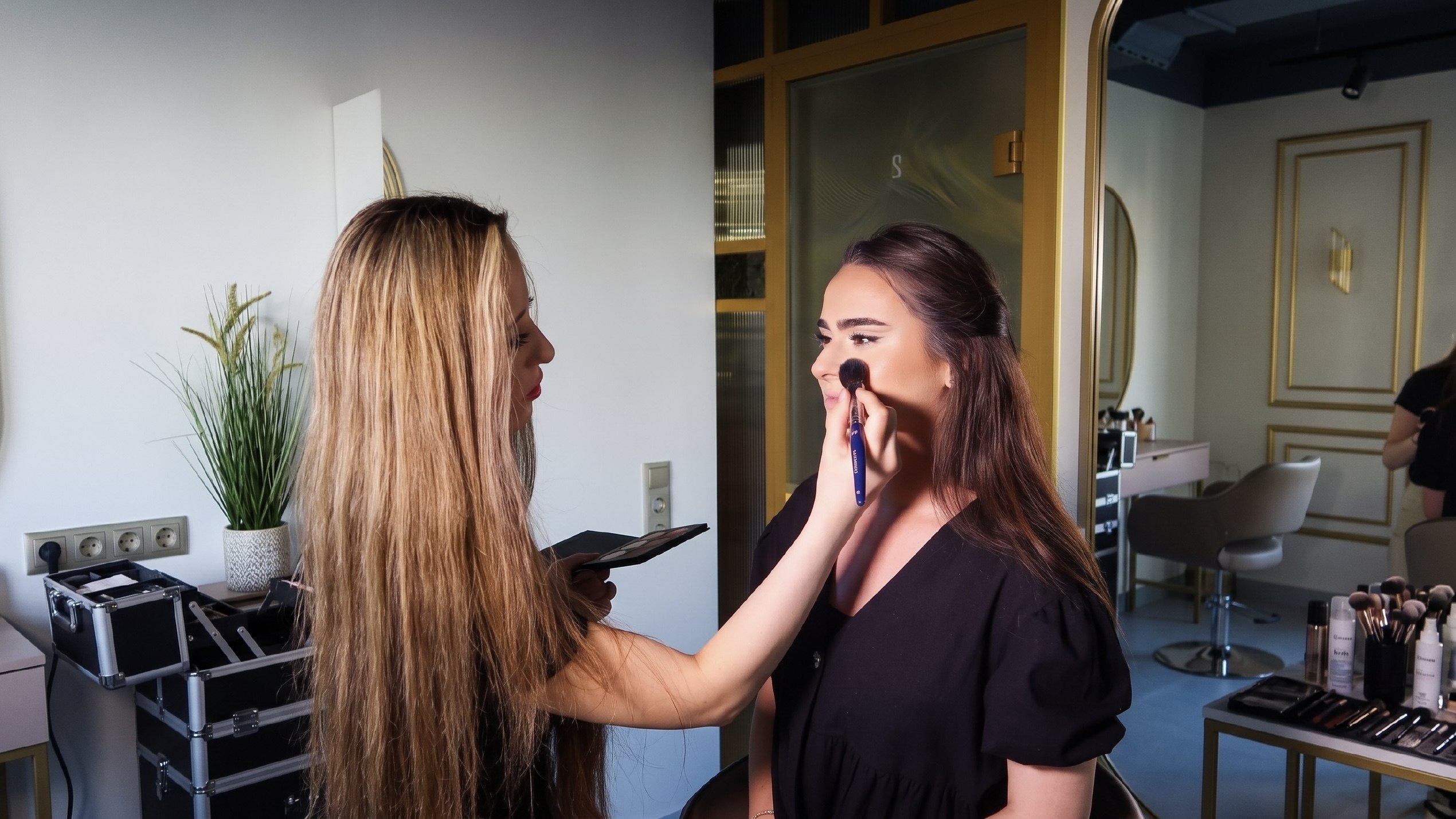 SHVILI MAKEUP